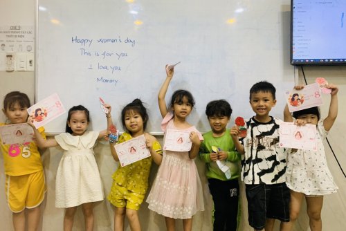 Khởi đầu Tiếng Anh ở tuổi vàng 4–6!